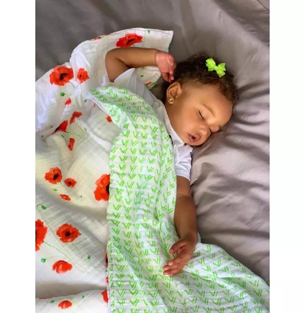 Malabar Baby Certified Organic Muslin Four-Layer Reversible All Season Snug Blanket, Poppy 2