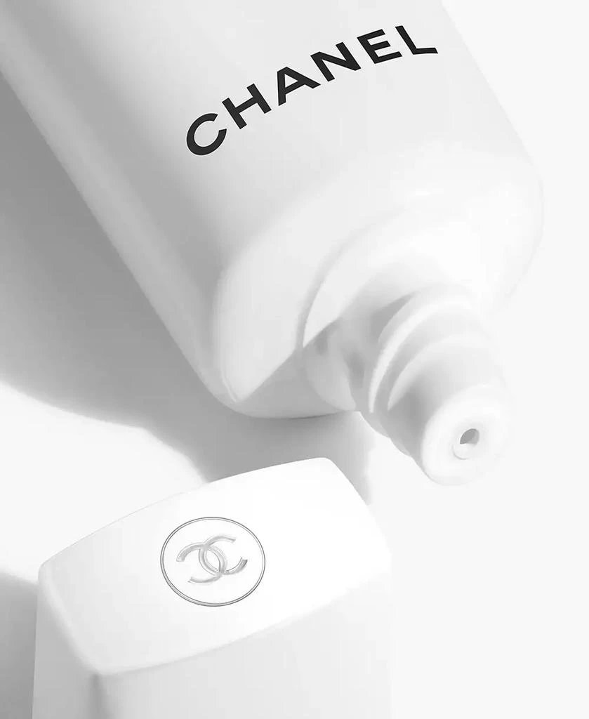 Chanel Complete UV Protection Sunscreen Antioxidant - Anti-Pollution Broad Spectrum SPF 50 2