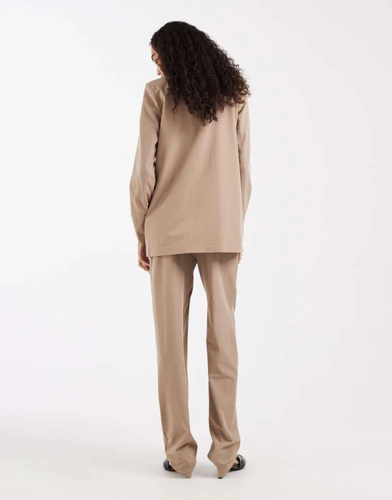Vero Moda Tall Vero Moda Tall straight leg tailored trouser co-ord in beige 4