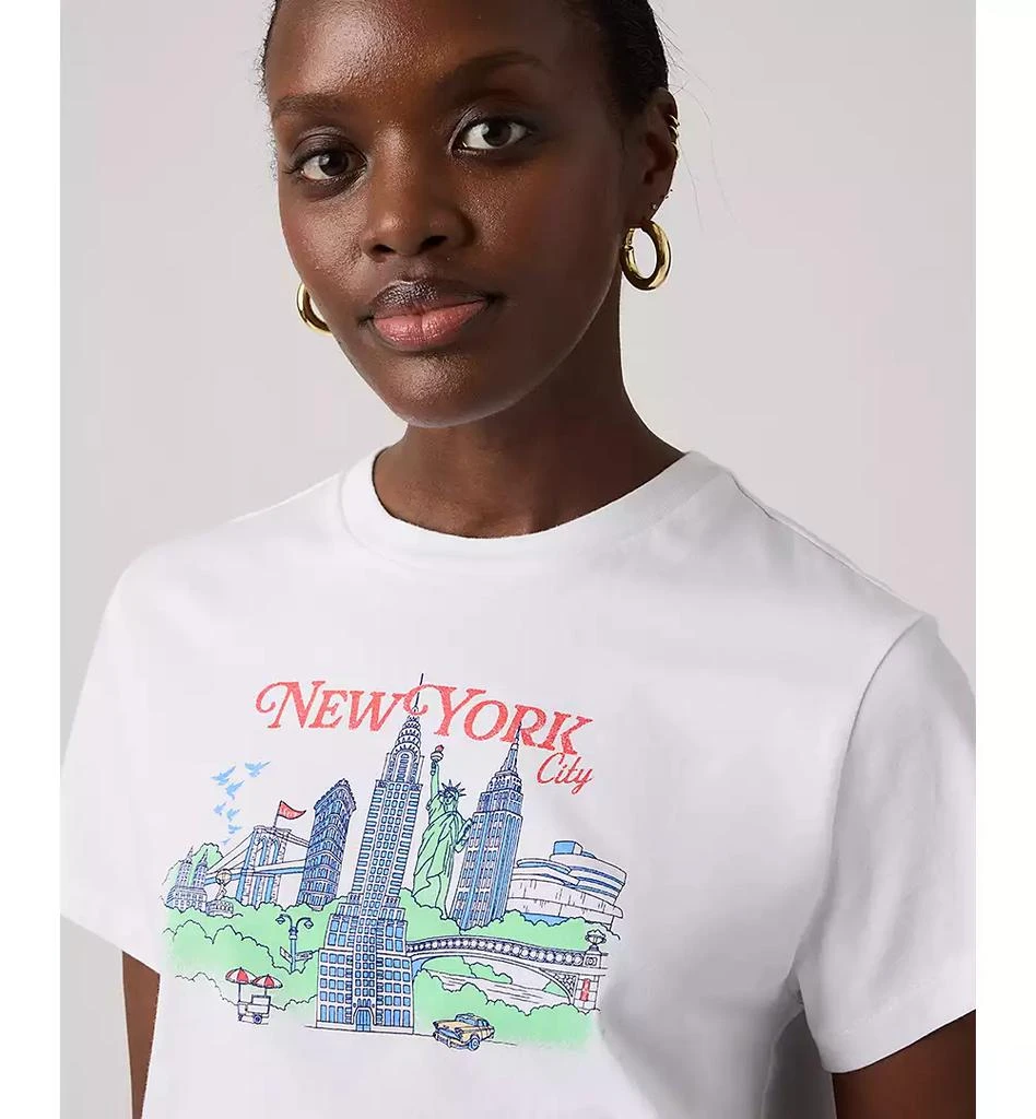 Levi
s Women
s Crew Neck Graphic Print T-Shirt 3