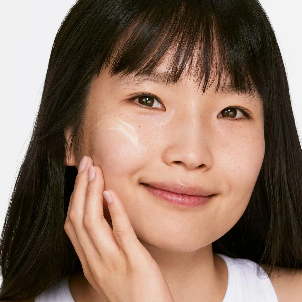 Clinique Dramatically Different Moisturizing Gel for Skin Barrier Repair 2