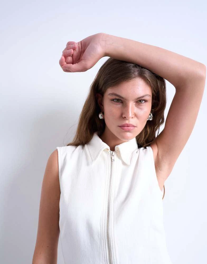 Topshop Topshop denim zip through collar sleeveless mini dress in white 3