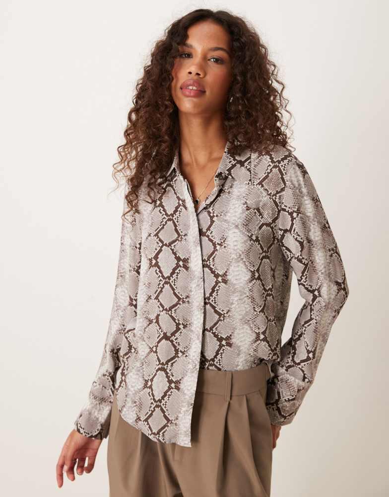 Burberry Net Print Crystal Detail Tie-neck Silk Shirt White Burberry Net Print Crystal Detail Tie-neck Silk Shirt White