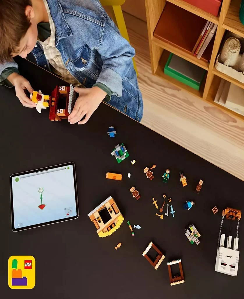 LEGO Minecraft Building Set 21273, 555 Pieces 6