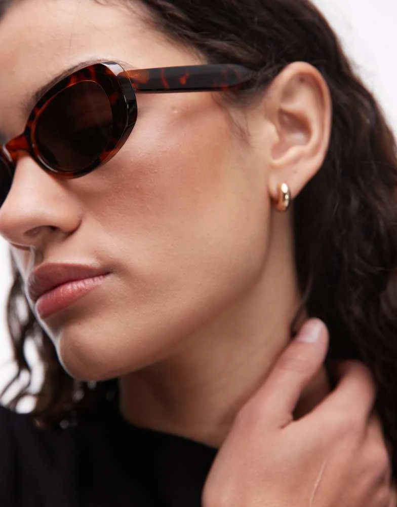 Mango Mango oval frame tortoise shell sunglasses in brown 2