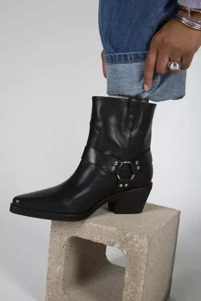 Intentionally Blank Intentionally Blank Joey Ankle Boot 4