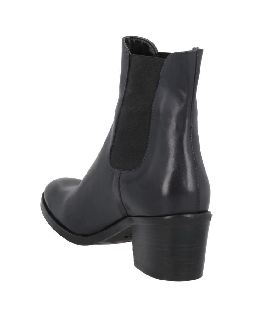 1725.A Ankle boot 3