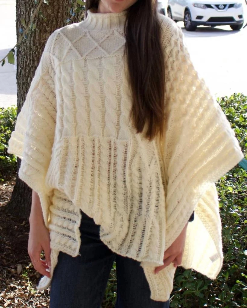 ALLIE ROSE Allie Rose - Cable Knit Poncho 2