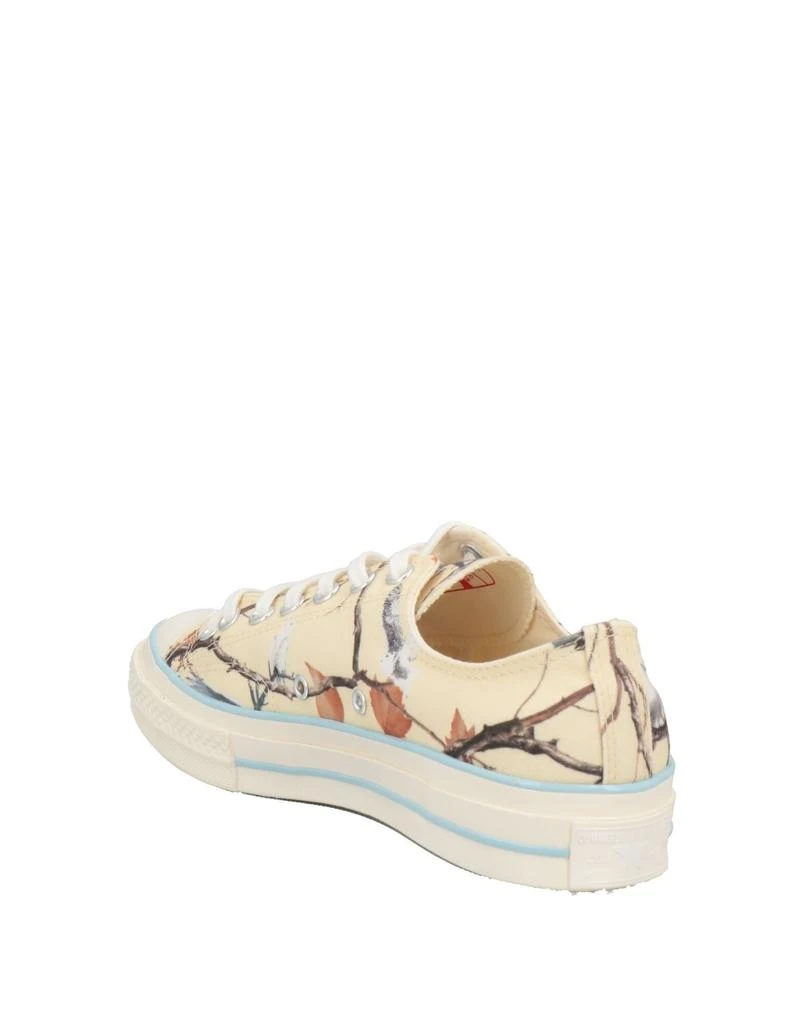 Converse Sneakers 3