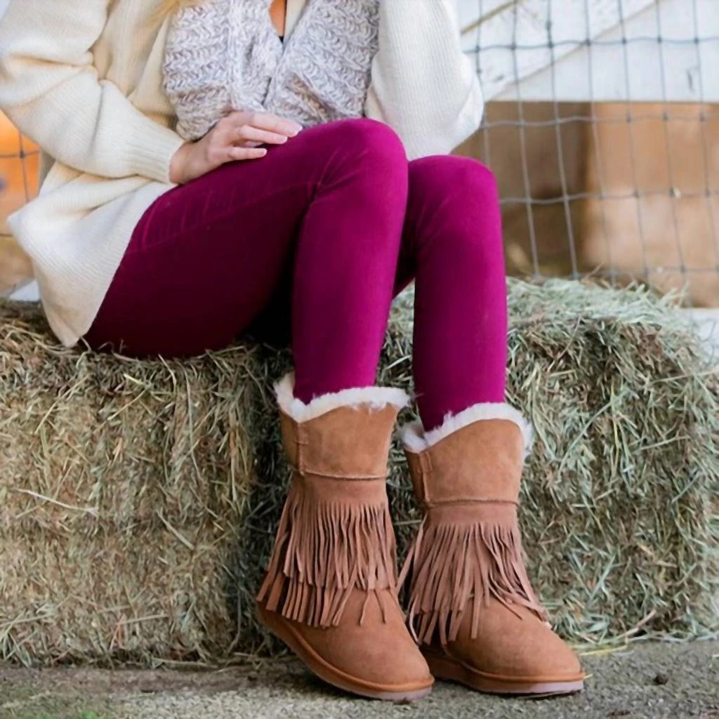 Cloud Nine Cloud Nine - Women's Classic Fringed Sheepskin Boot 8