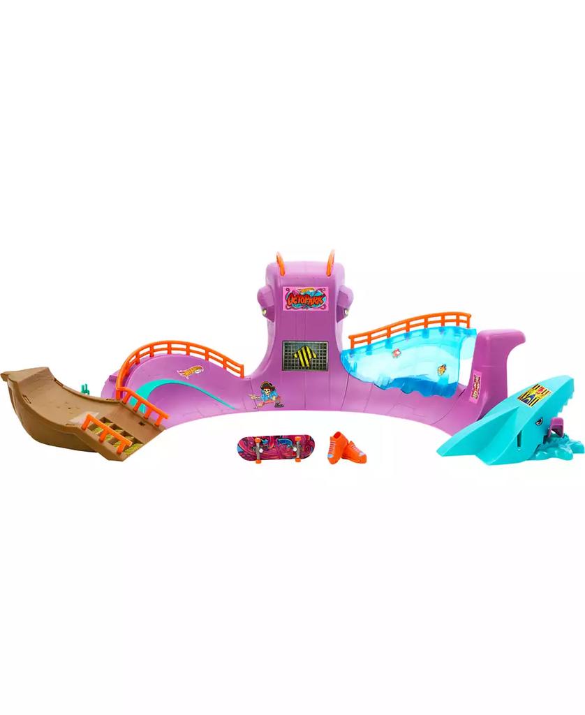 Hot Wheels Skate Octopark Playset, with Exclusive Fingerboard and Skate Shoes