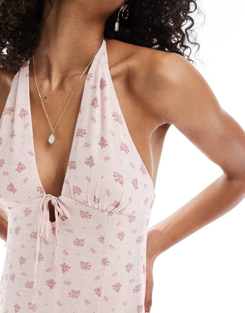 Bershka Bershka halterneck maxi dress in pink floral 3