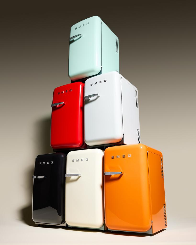 Smeg FAB5 Retro Right-Hinge Mini Fridge