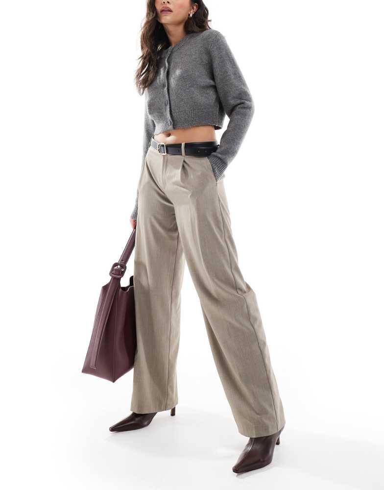 Bershka Bershka low rise wide leg tailored trousers in taupe