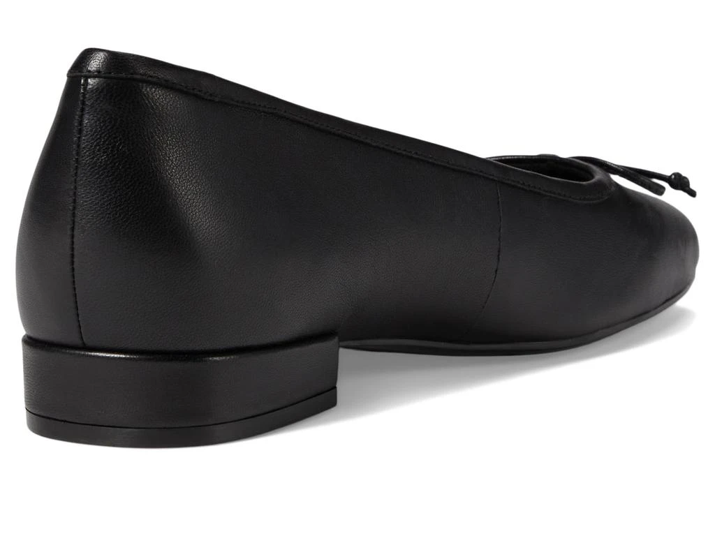 Rockport Sadie 5