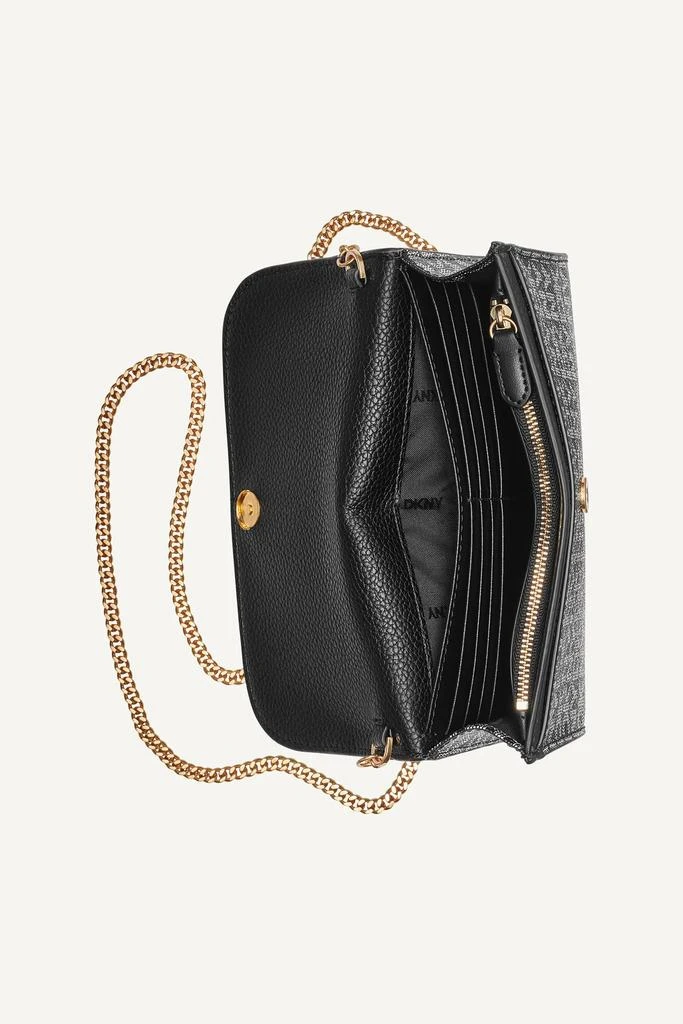 DKNY SYDNEY WALLET ON CHAIN 2