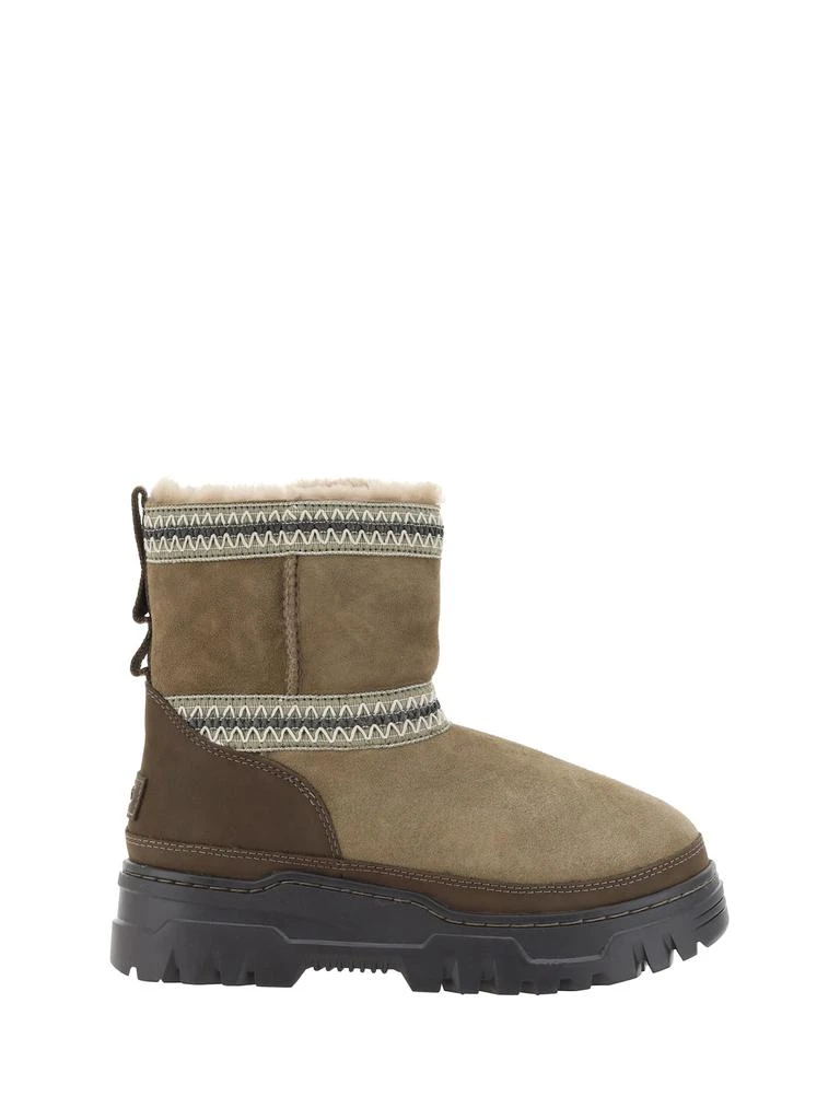 UGG Mini Trailgazer Boots 1