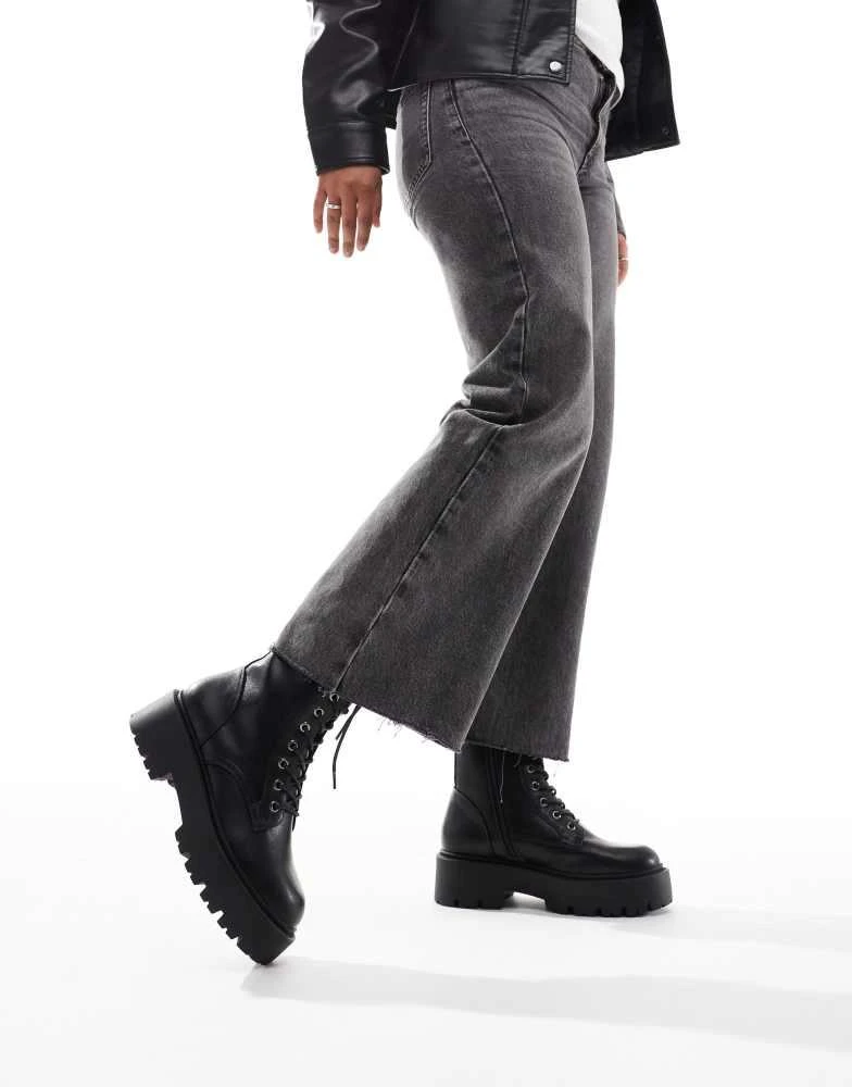 ASOS ASOS DESIGN Wide Fit Adventure chunky lace up boots in black 1