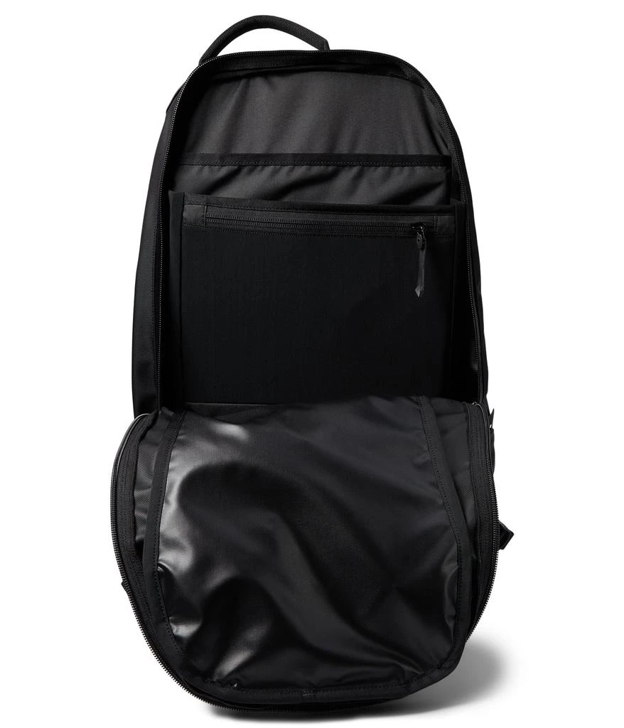 Arc'teryx Arro 22 Backpack 4