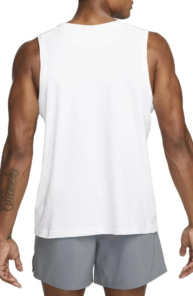 NIKE Dri-FIT Primary Training Tank 2
