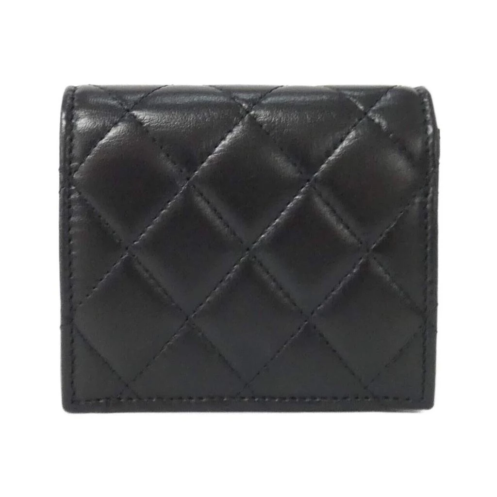 Chanel Leather (Pre-Owned) 2