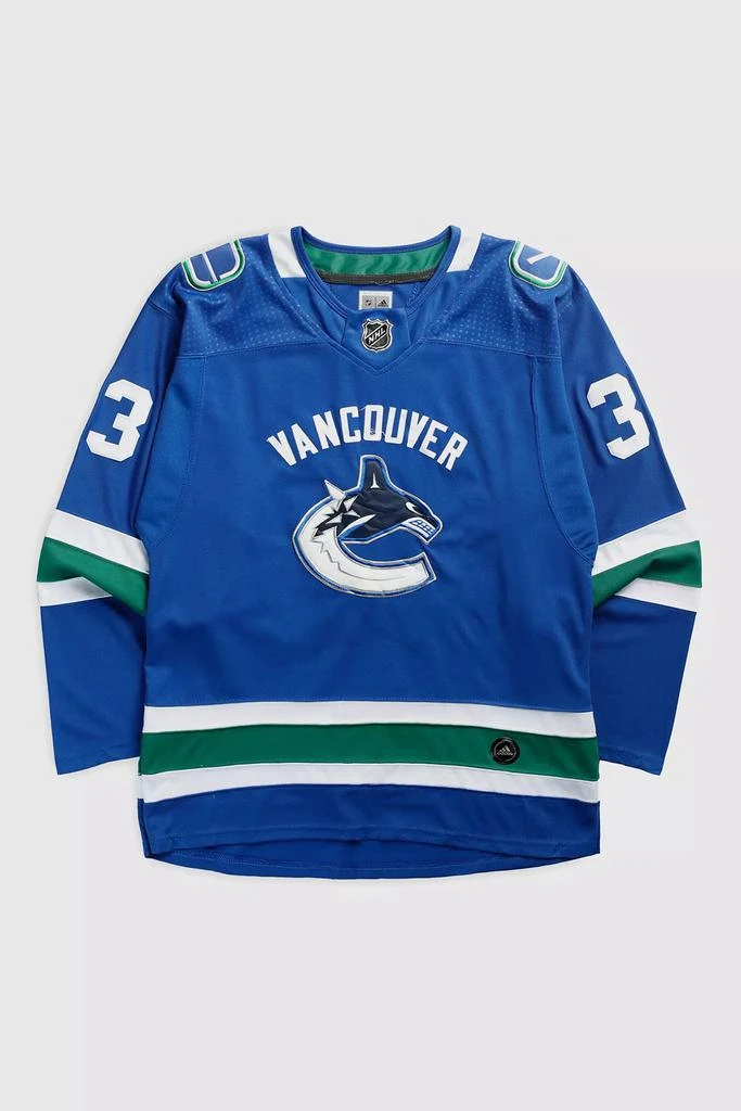 Urban Outfitters Vintage Vancouver Canucks NHL Jersey 1