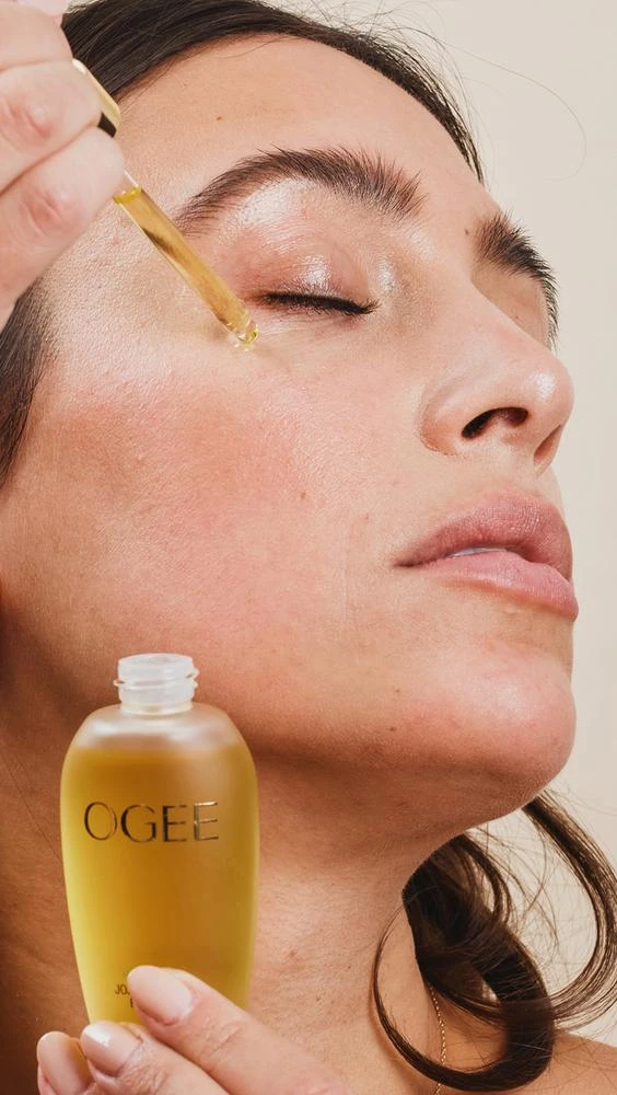 Ogee Jojoba Glow Face Oil 4