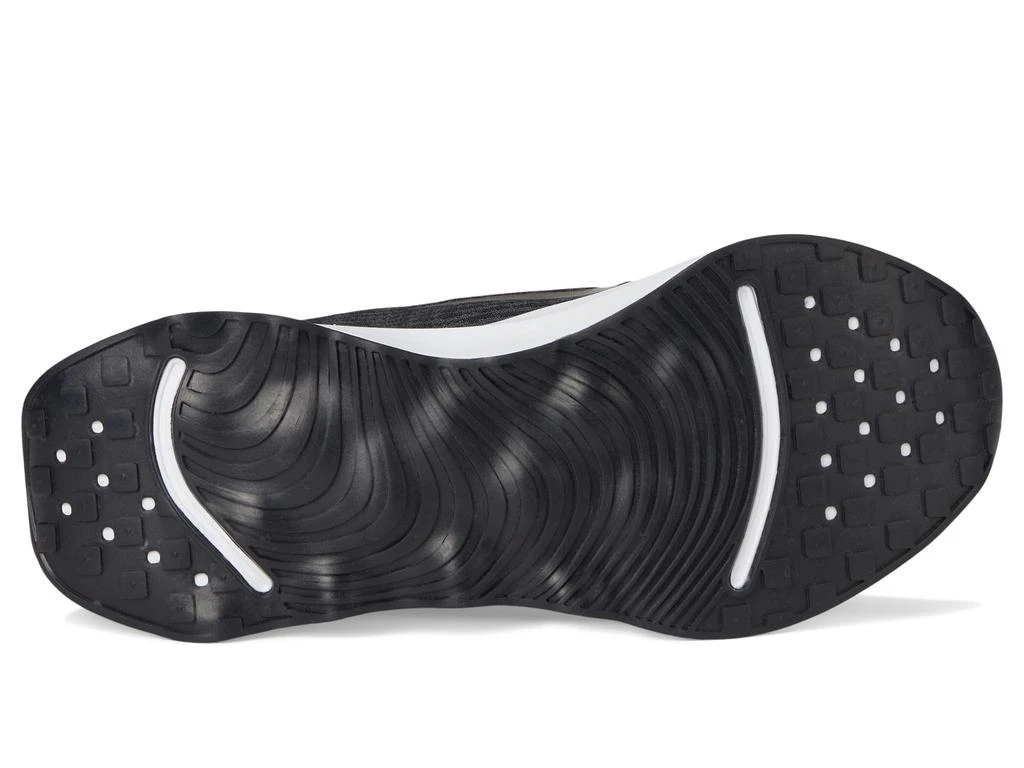 NIKE Motiva 3