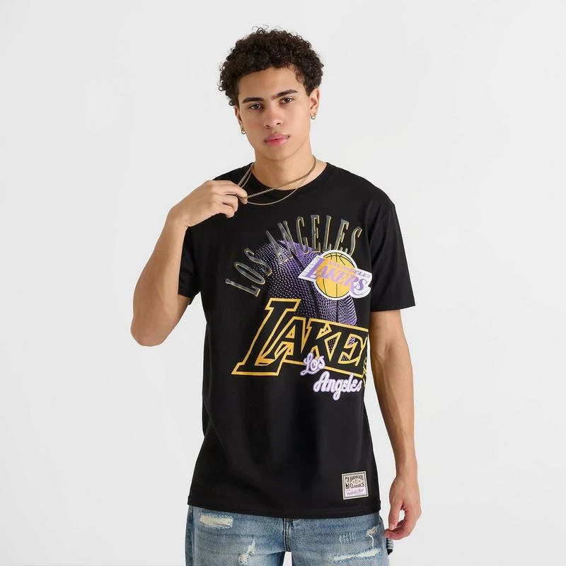 Mitchell & Ness Men's Mitchell & Ness Los Angeles Lakers NBA Maxed Out Graphic T-Shirt 3