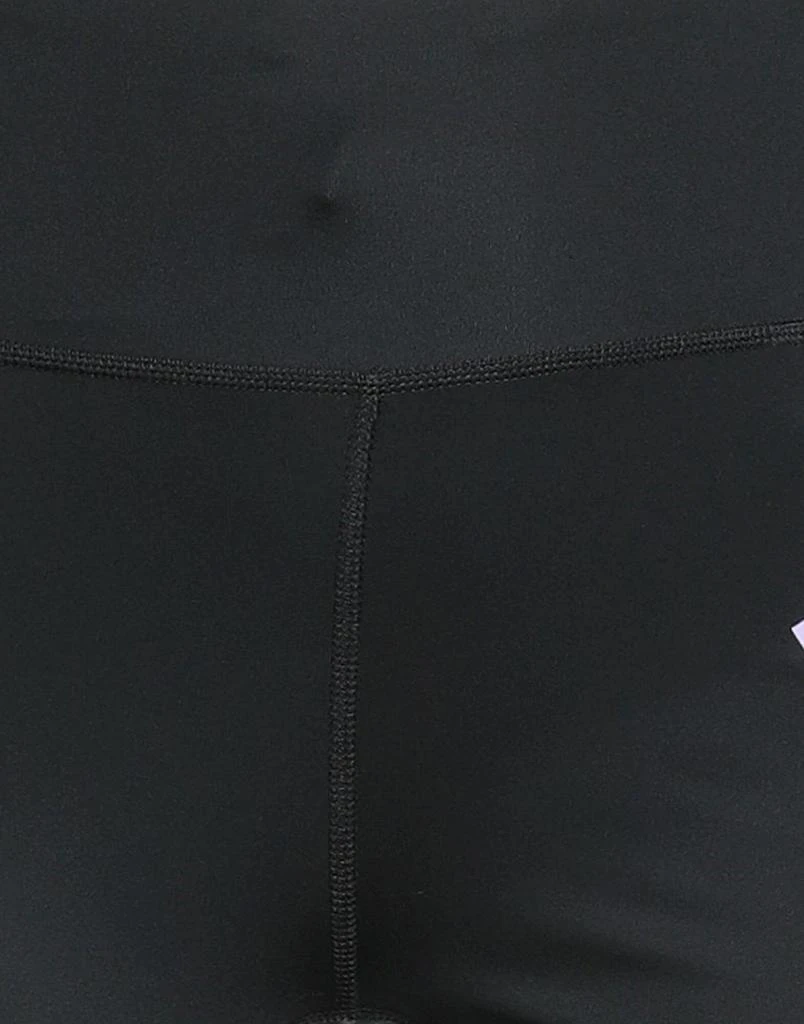 Adidas Shorts 
Bermuda 4