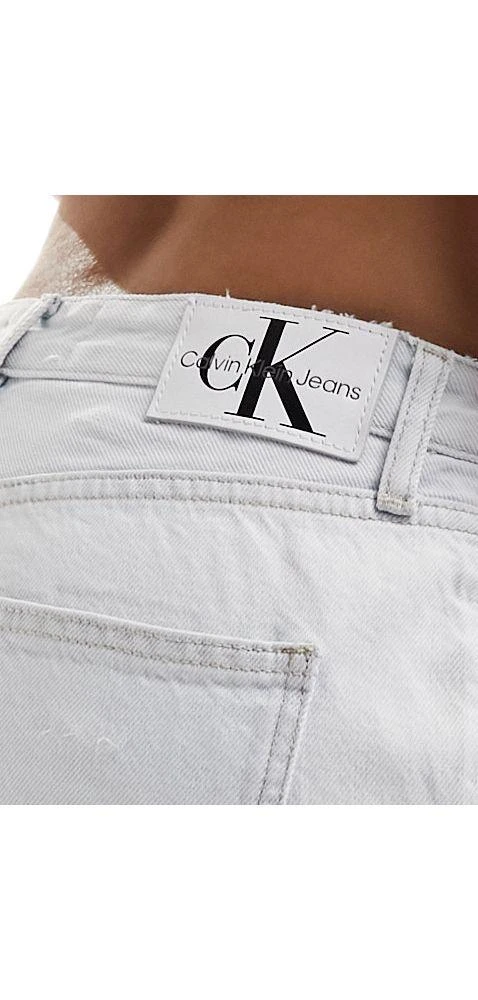 Calvin Klein Calvin Klein Jeans 90s straight leg jeans in light wash 2