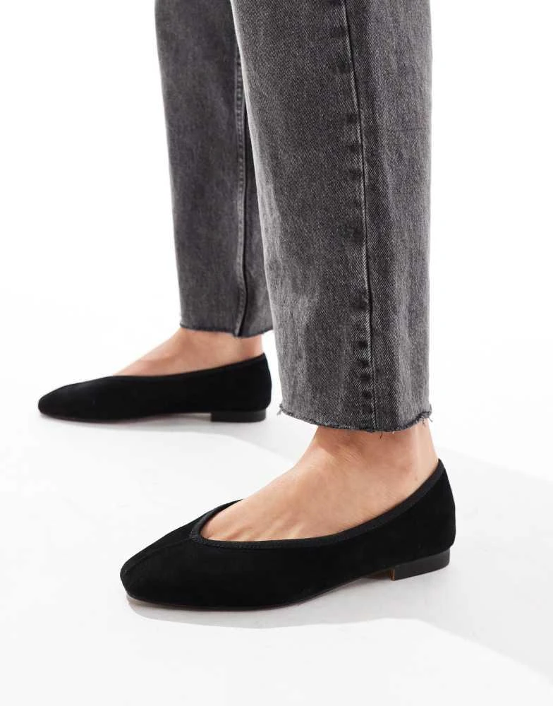 ASOS ASOS DESIGN Leni ballet in black 3
