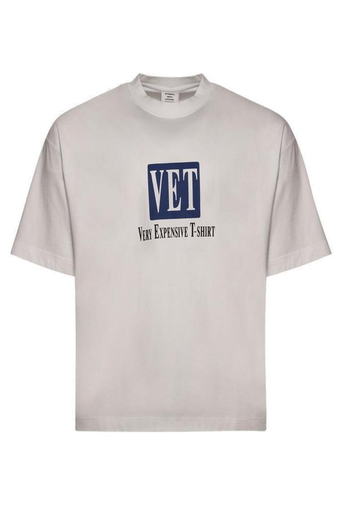 Shop Black 'VET' Cropped Boxy T-shirt on Sale at BeyondStyle