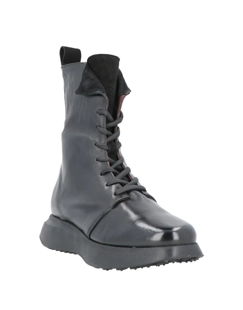 1725.A Ankle boot 2