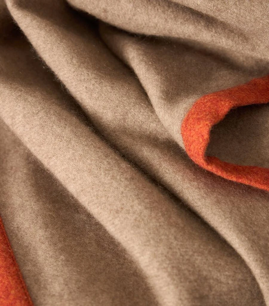 Oyuna Cashmere Arteno Throw (200cm x 145cm) 3