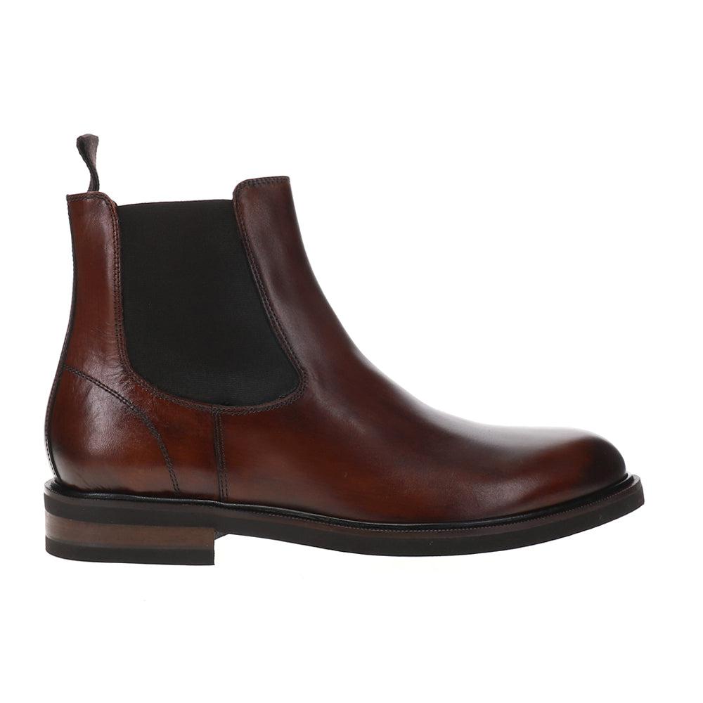 Johnston & Murphy Hartley Round Toe Chelsea Boots