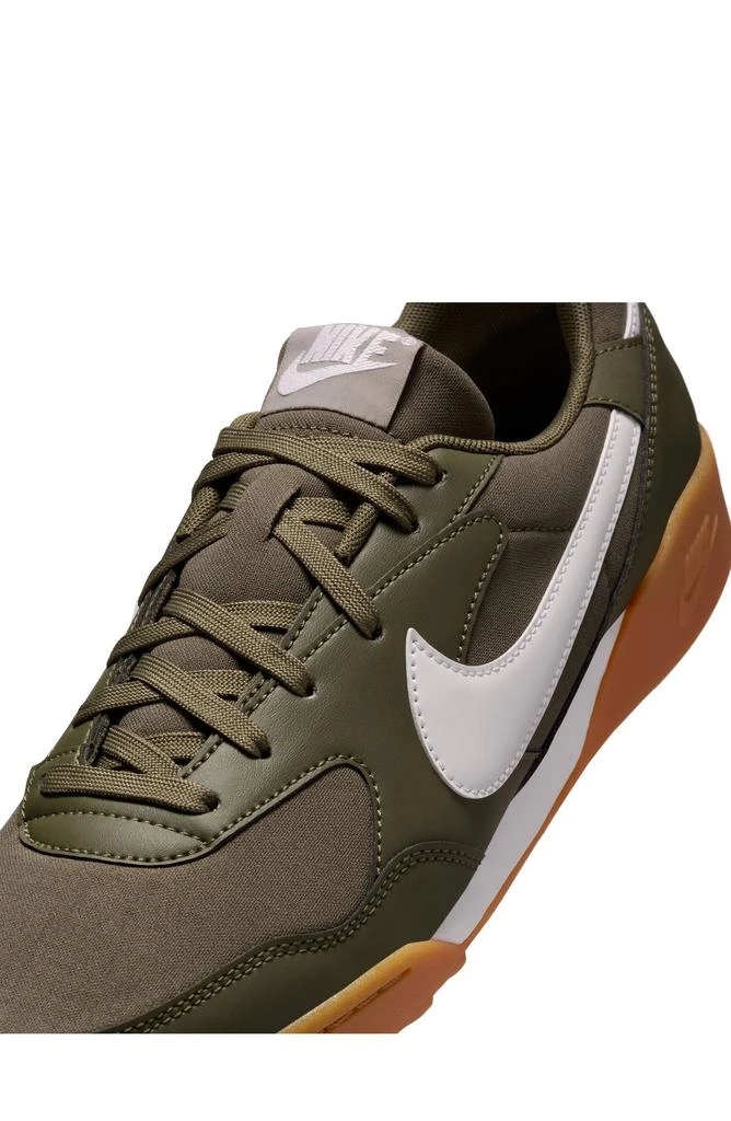 NIKE Terra Manta Sneaker 9