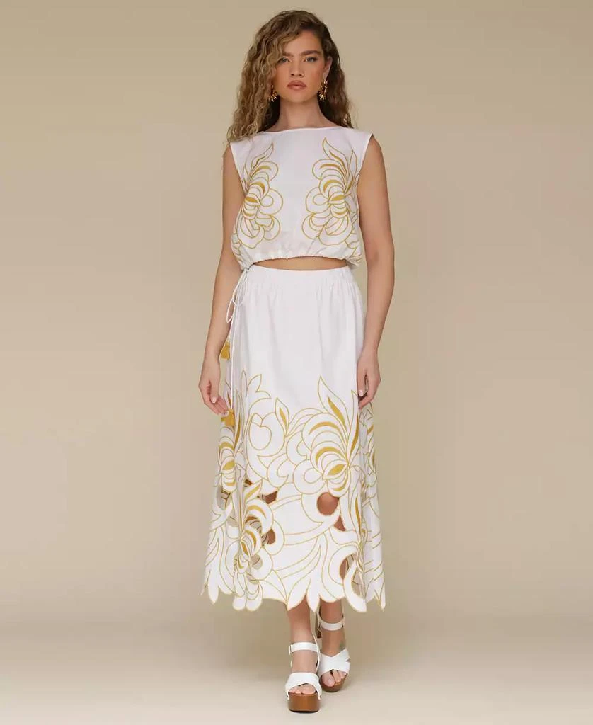 Avec Les Filles Women's Sleeveless Embroidered Drawstring-Hem Top 7