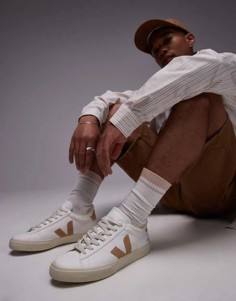 Veja VEJA Campo fur lined trainer in white 1