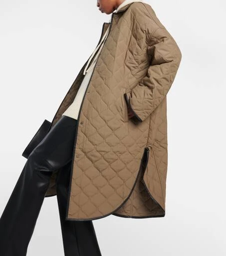 Totême Quilted cocoon coat 5
