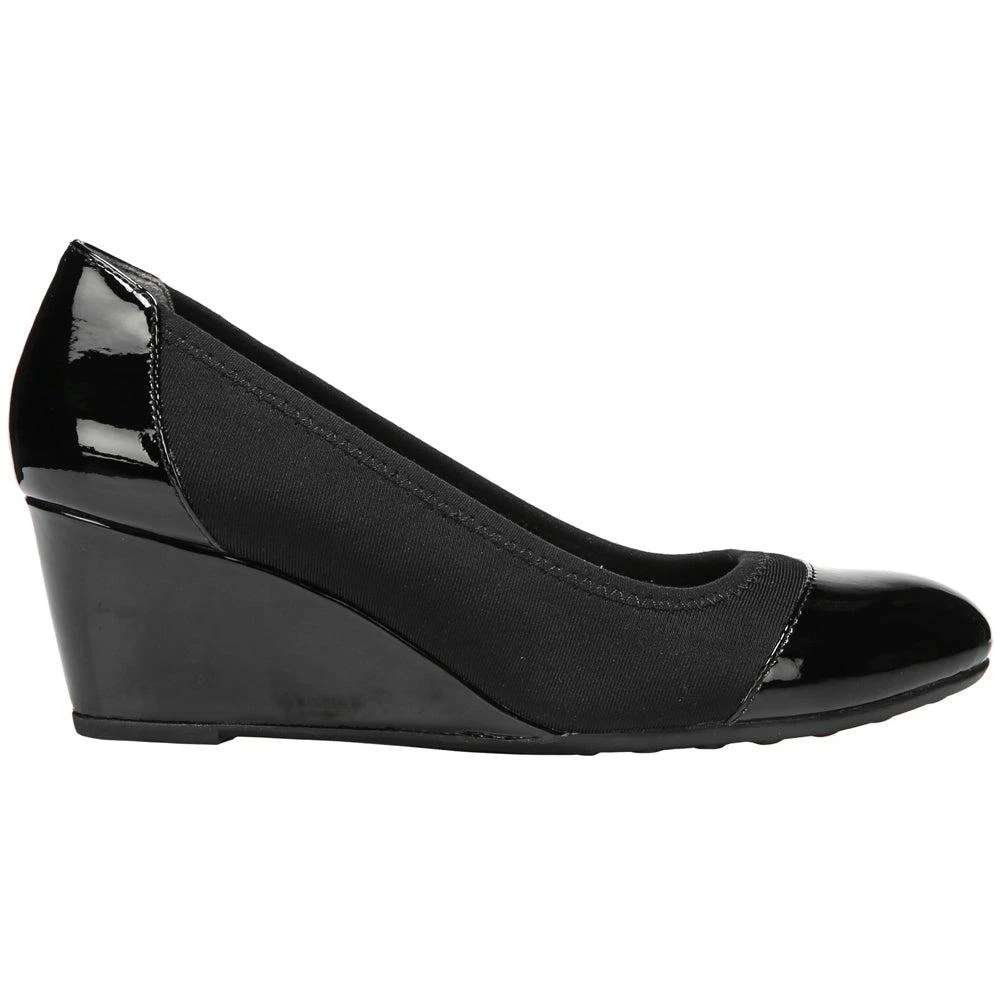 LifeStride Juliana Round Toe Wedge Pumps