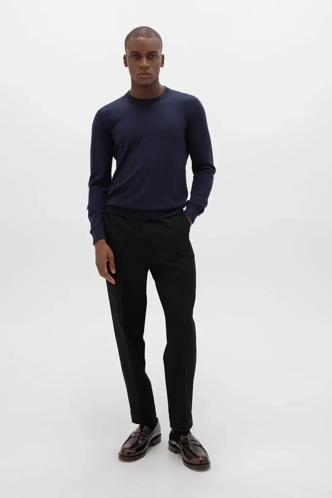 Johnstons of Elgin Superfine cashmere round neck jumper 3