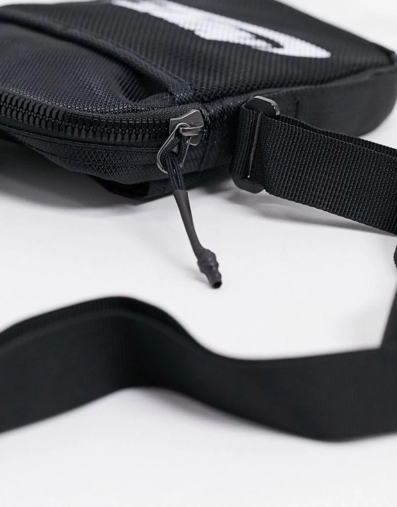 NIKE Nike heritage flight bag in black 4