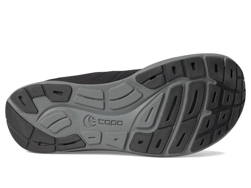 TOPO ATHLETIC ST-5 3