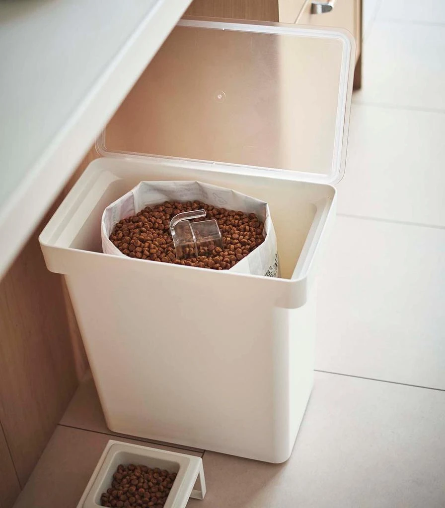 Yamazaki Home Rolling Airtight Pet Food Container (25 lbs.), Polypropylene, Extra Large, 6.6 gallons, 25 liters, Airtight, Wheels, No Assembly 5