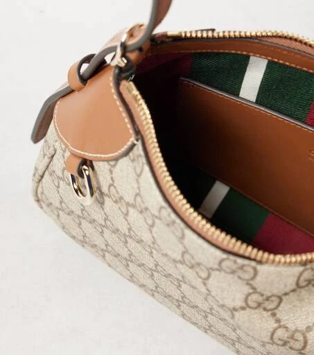Gucci GG Emblem Small shoulder bag 3