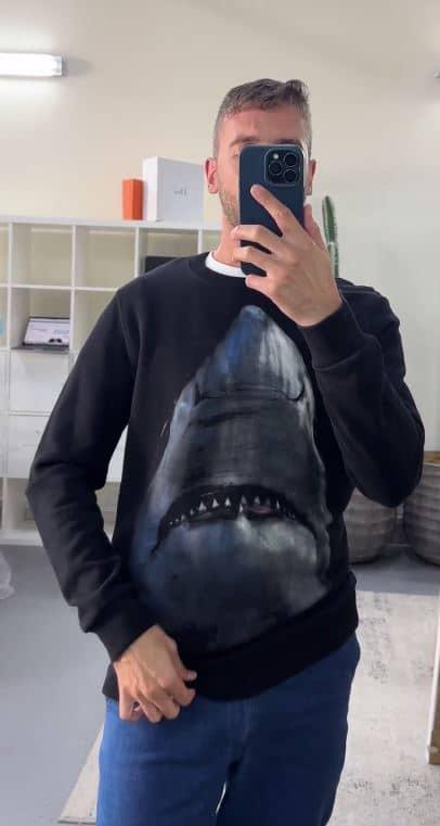 Givenchy Givenchy Black Shark Printed Cotton Crew Neck Sweatshirt XS