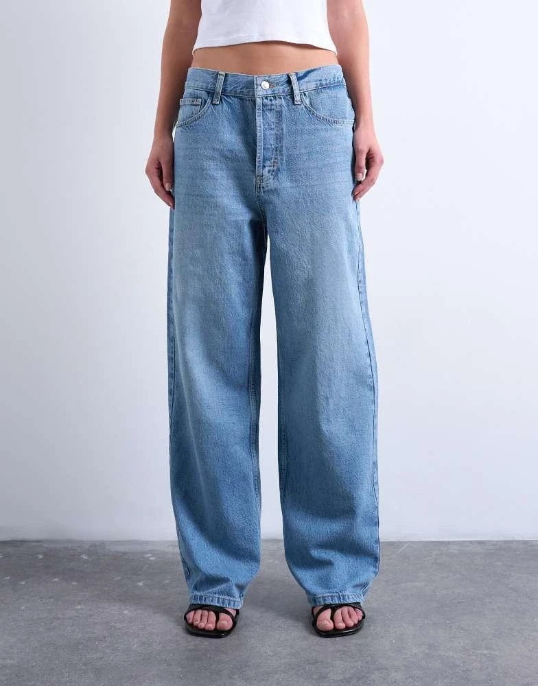Topshop Topshop Column mid rise low slung jean in bleach 1