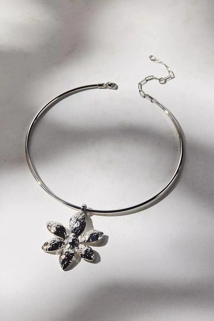 Urban Outfitters Bloom Flower Metal Wire Collar Necklace