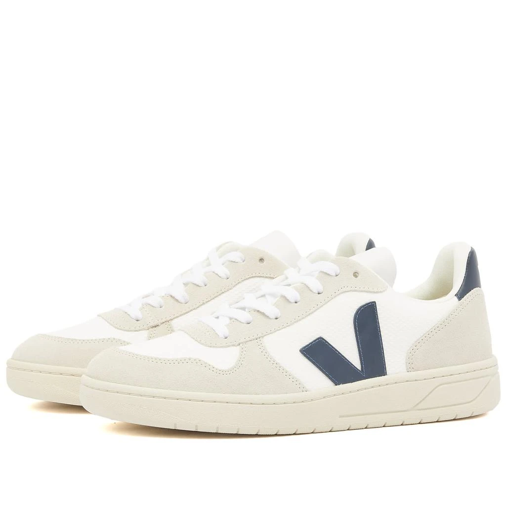 Veja Veja V-10 Vegan Basketball Sneaker 1